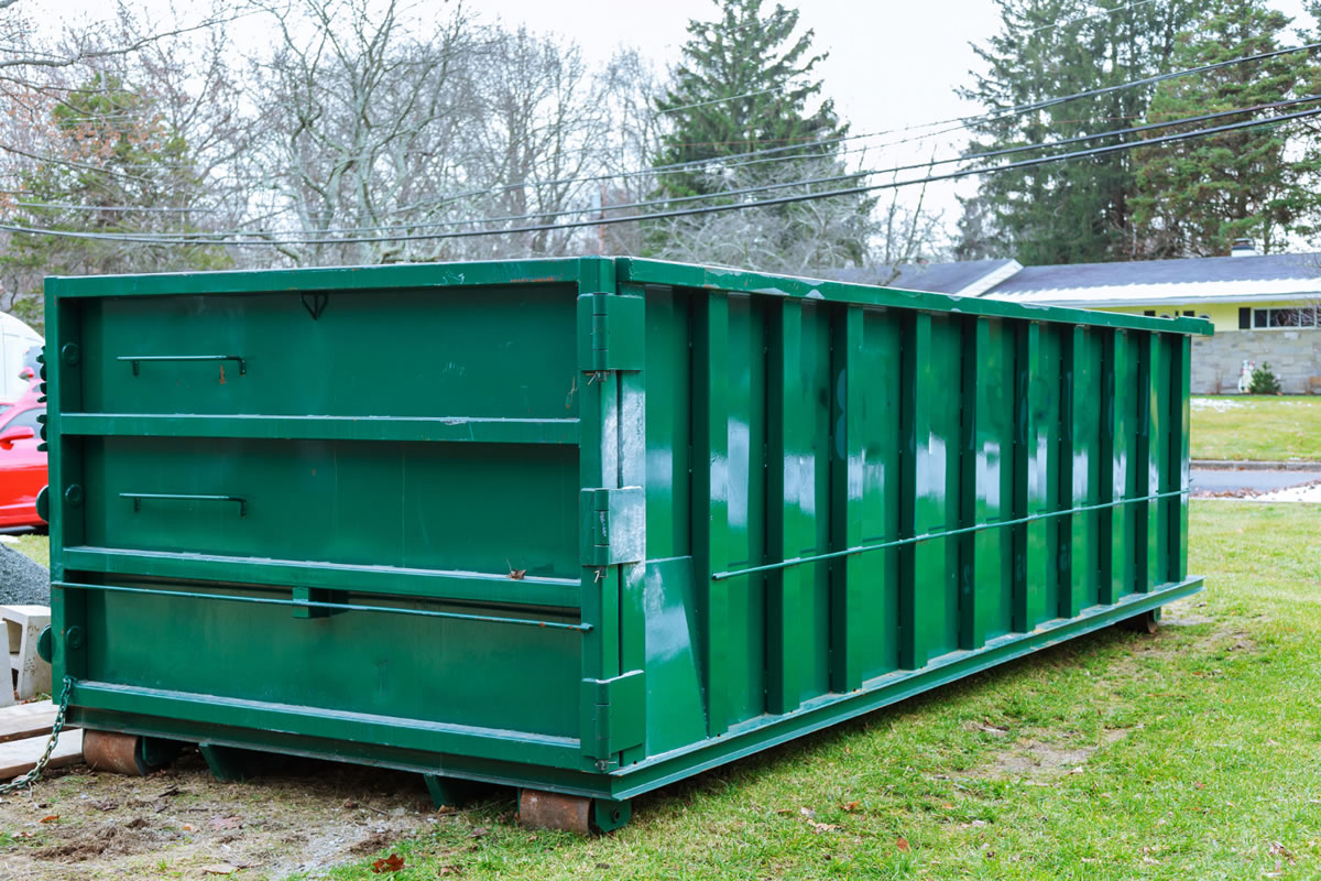 Five Benefits of Renting a Dumpster