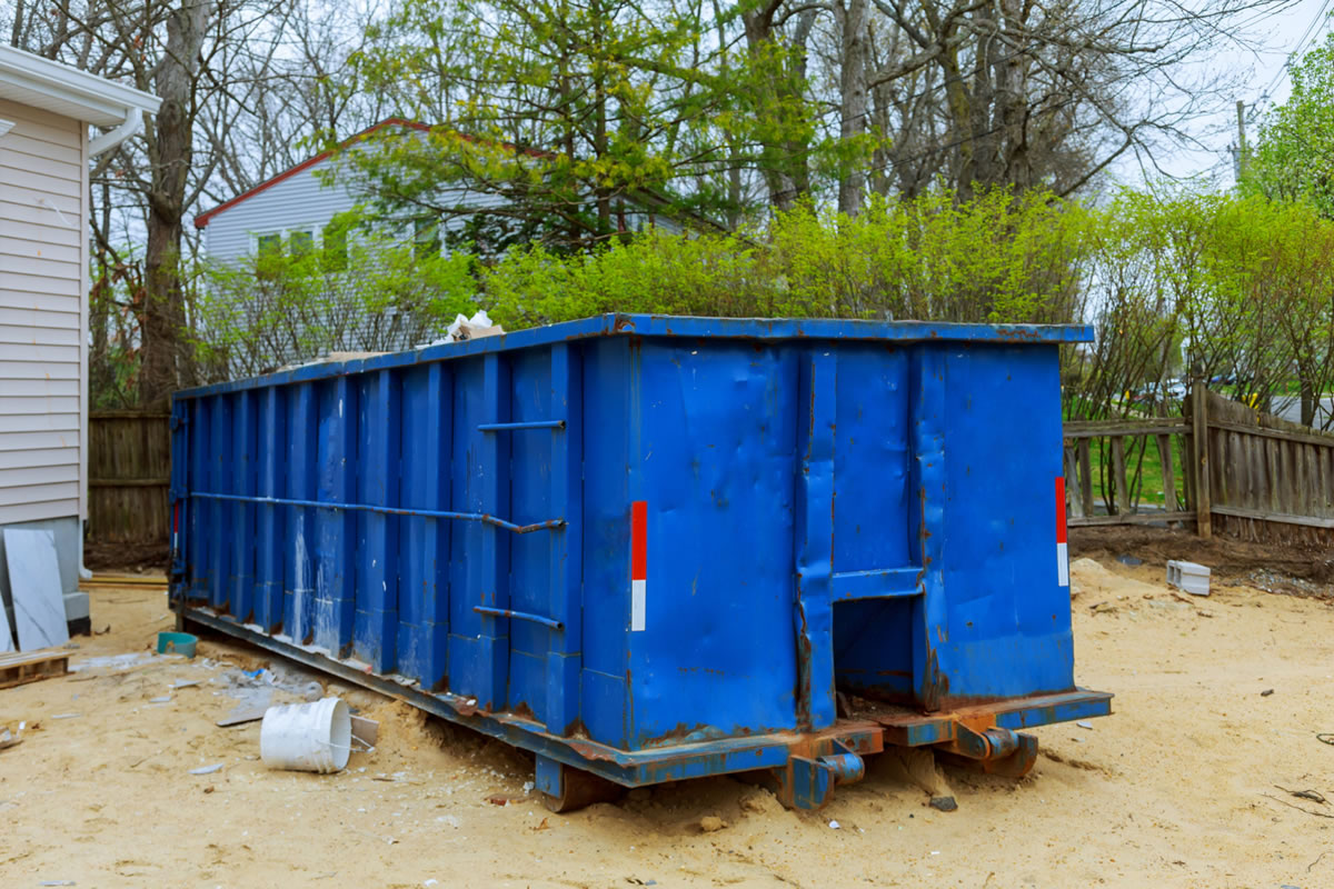 How to Rent a Roll Off Dumpster with Tip Top Containers in Orlando