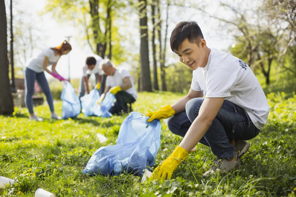 How to Simplify Your Neighborhood Cleanup with a Roll Off Dumpster Rental