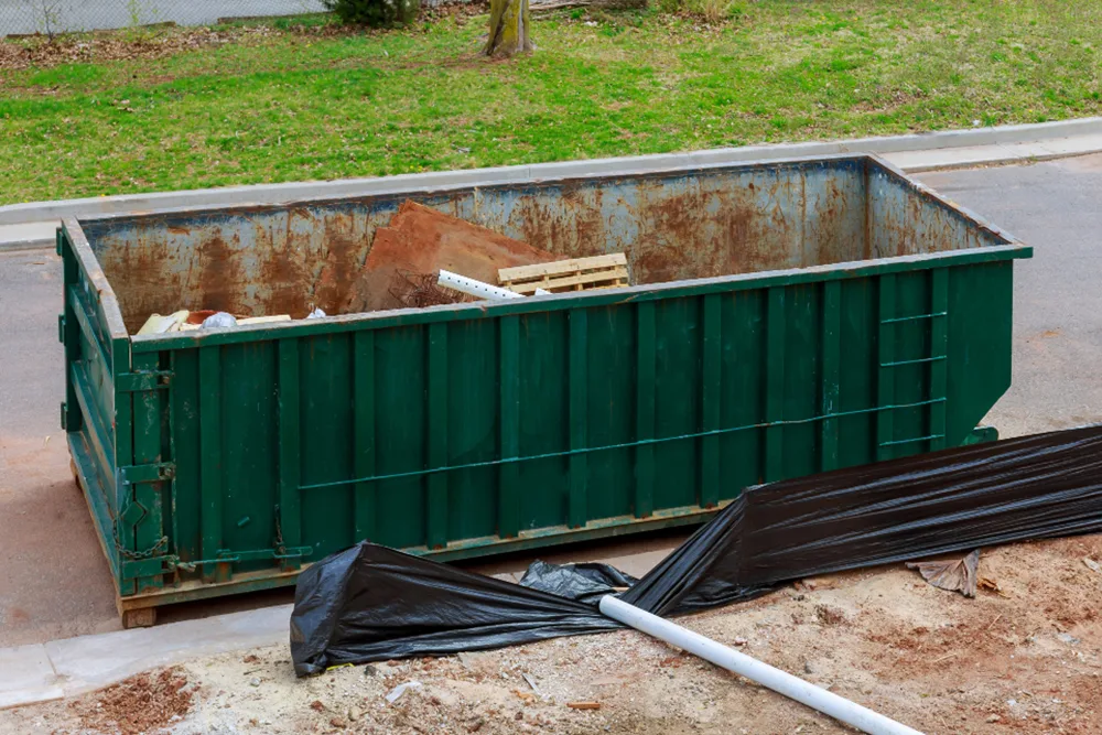 Must-Know Tips For Renting Roll-Off Containers